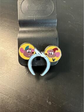 2026 Walt Disney World Jaq and Gus Headband Chaser Hidden Mickey Pin